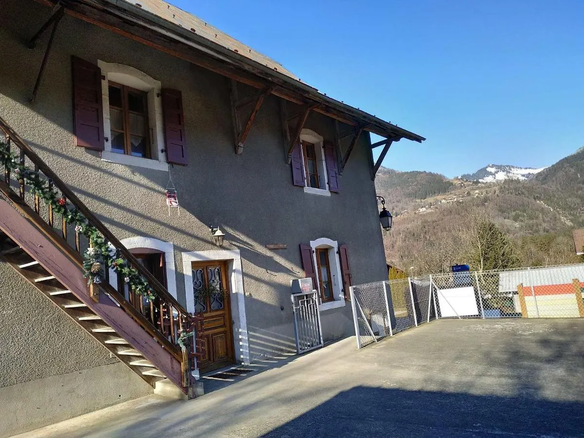 Maison De Village Avec Jardin Clos, Sauna Et Telecabine A 500M - Ideal Pour Famille! - Fr-1-642-16 Morillon 0*,  France