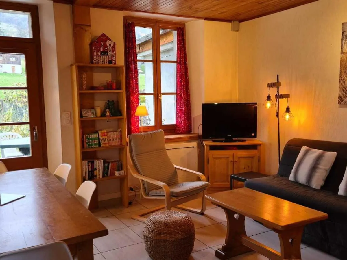 Maison De Village Avec Jardin Clos, Sauna Et Telecabine A 500M - Ideal Pour Famille! - Fr-1-642-16 Morillon Holiday home