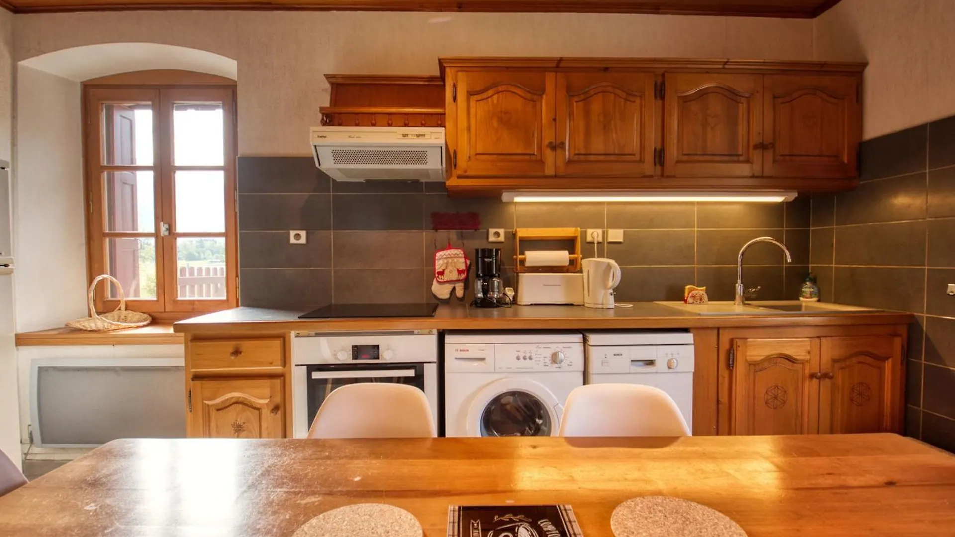 Maison De Village Avec Jardin Clos, Sauna Et Telecabine A 500M - Ideal Pour Famille! - Fr-1-642-16 location